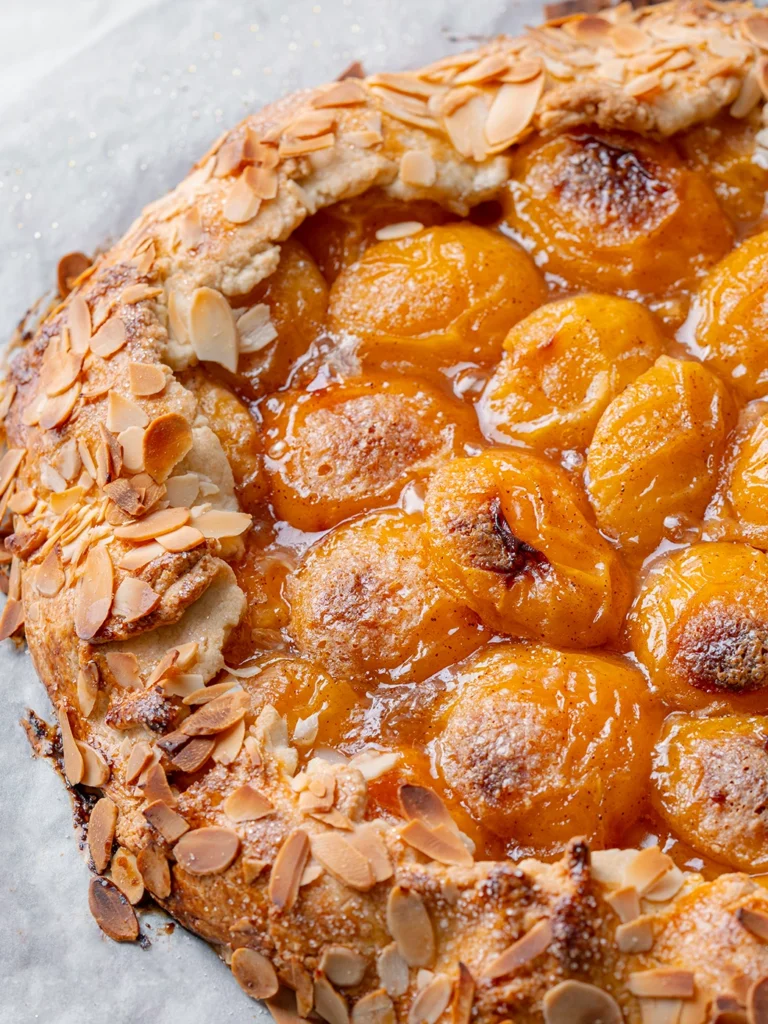 schnelle Rezepte – Aprikosen-Galette: Das rustikale Sommerdessert, das immer gelingt